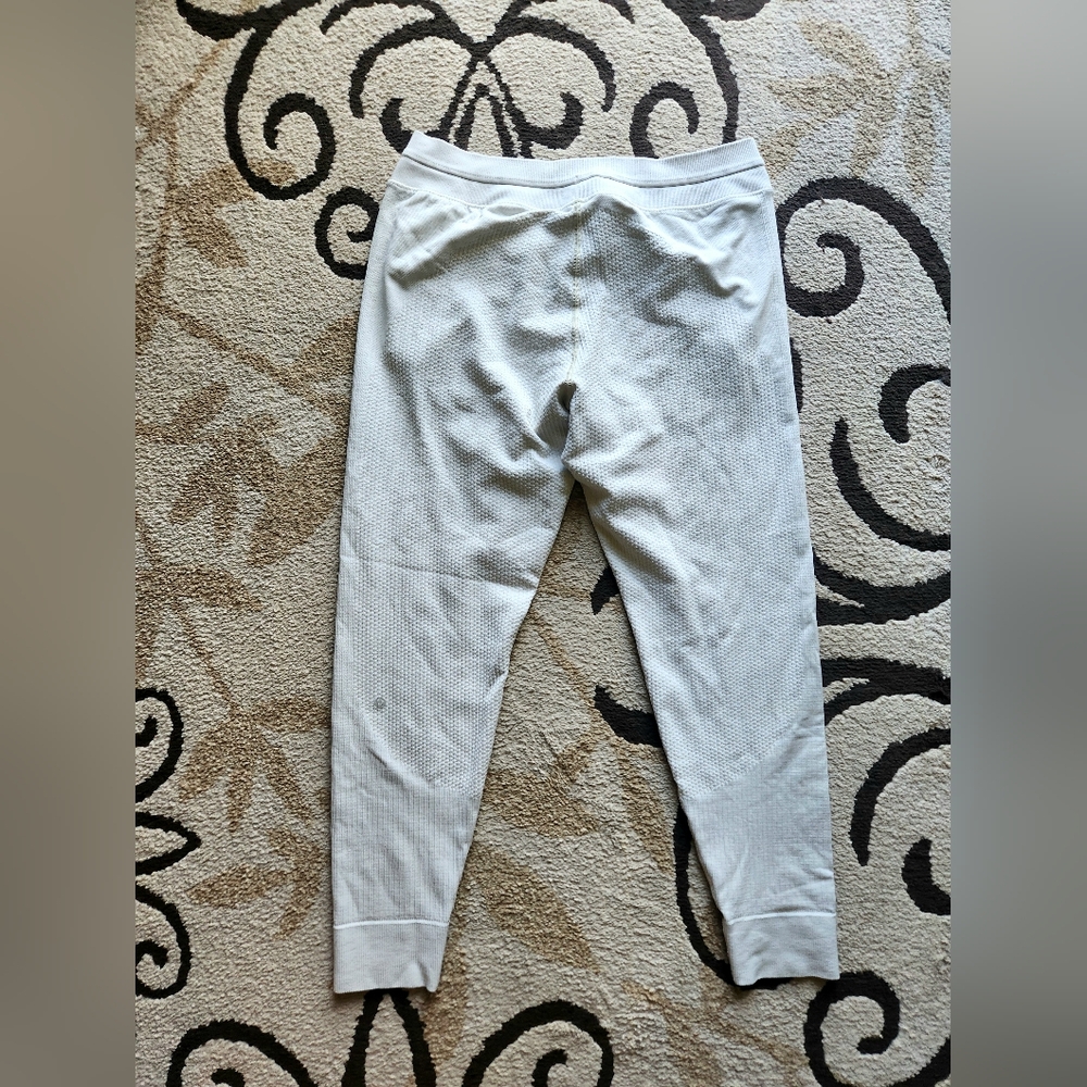 Lululemon Athletica Cream Textured Pants - Picture 6 of 13